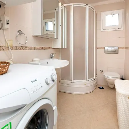 Daire Stunning House With Sea View And Shared Pool In